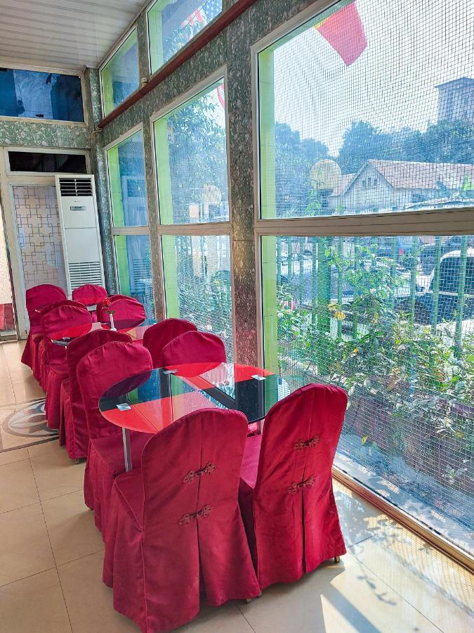 Hotel Relax Kinşasa Dış mekan fotoğraf
