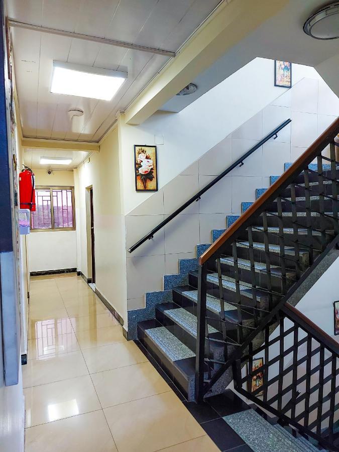 Hotel Relax Kinşasa Dış mekan fotoğraf