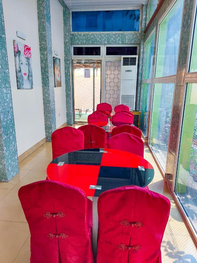Hotel Relax Kinşasa Dış mekan fotoğraf