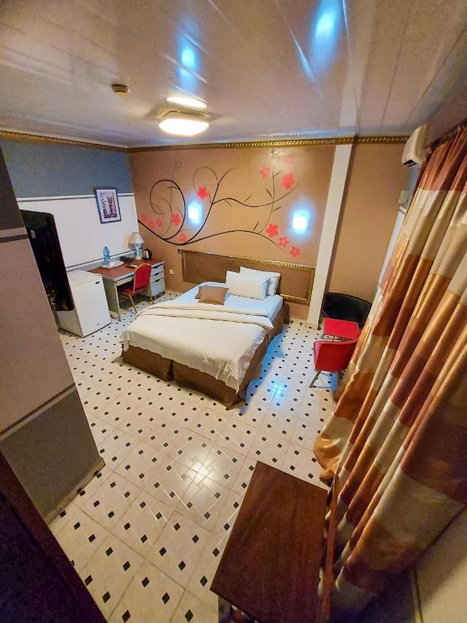 Hotel Relax Kinşasa Dış mekan fotoğraf