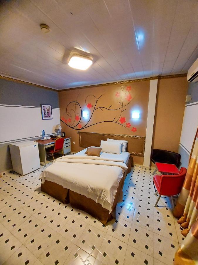 Hotel Relax Kinşasa Dış mekan fotoğraf