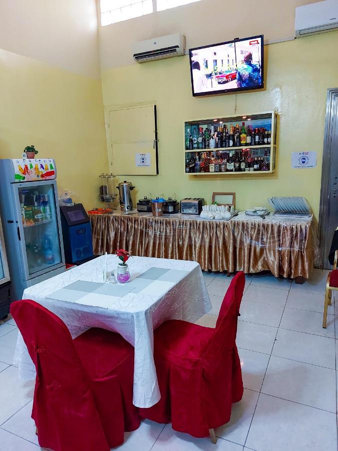 Hotel Relax Kinşasa Dış mekan fotoğraf